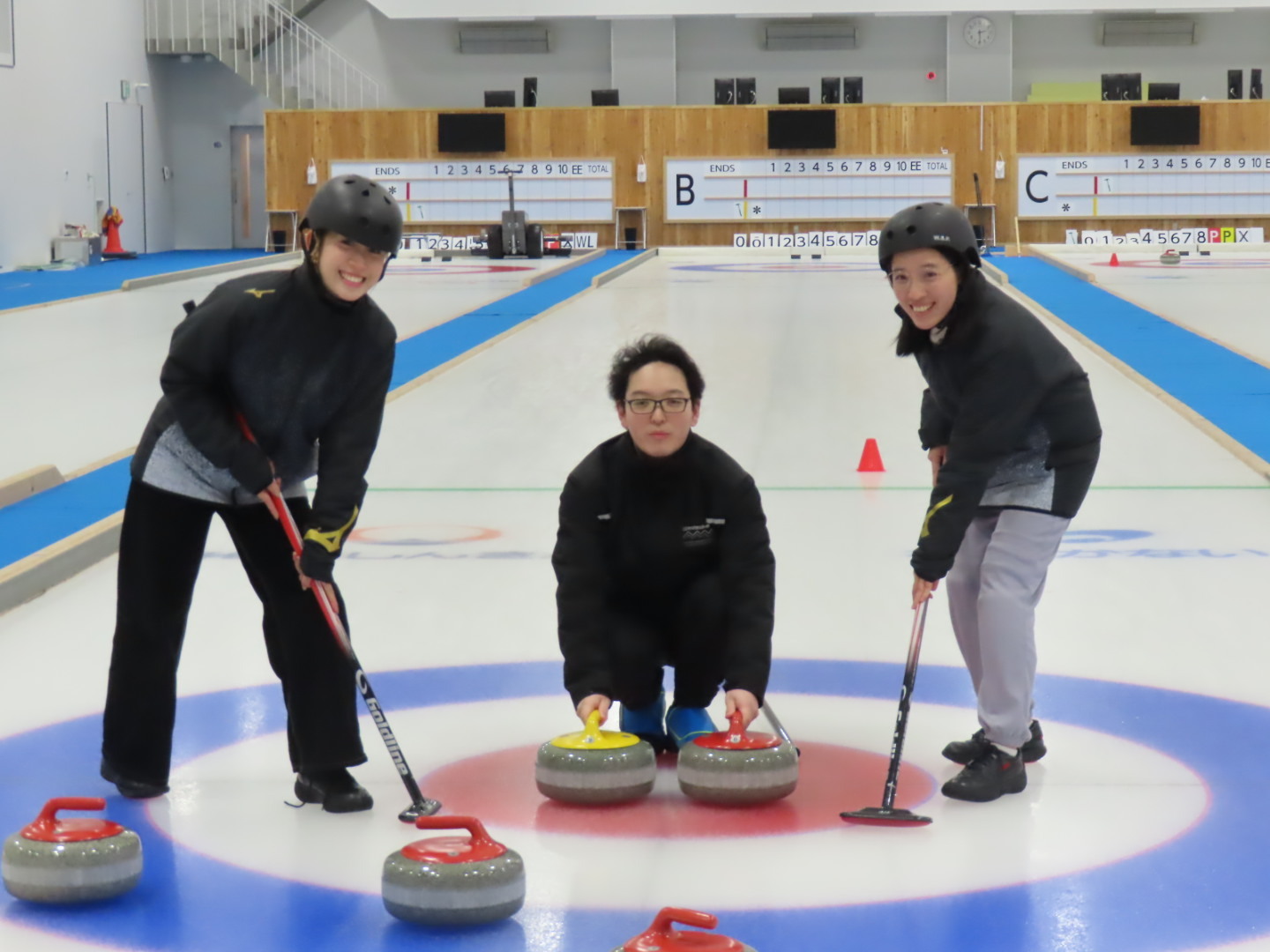 11_カーリング5 (JPEG 249KB)