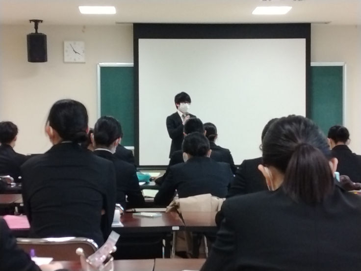 稚内高校看護看護科への説明の様子・写真